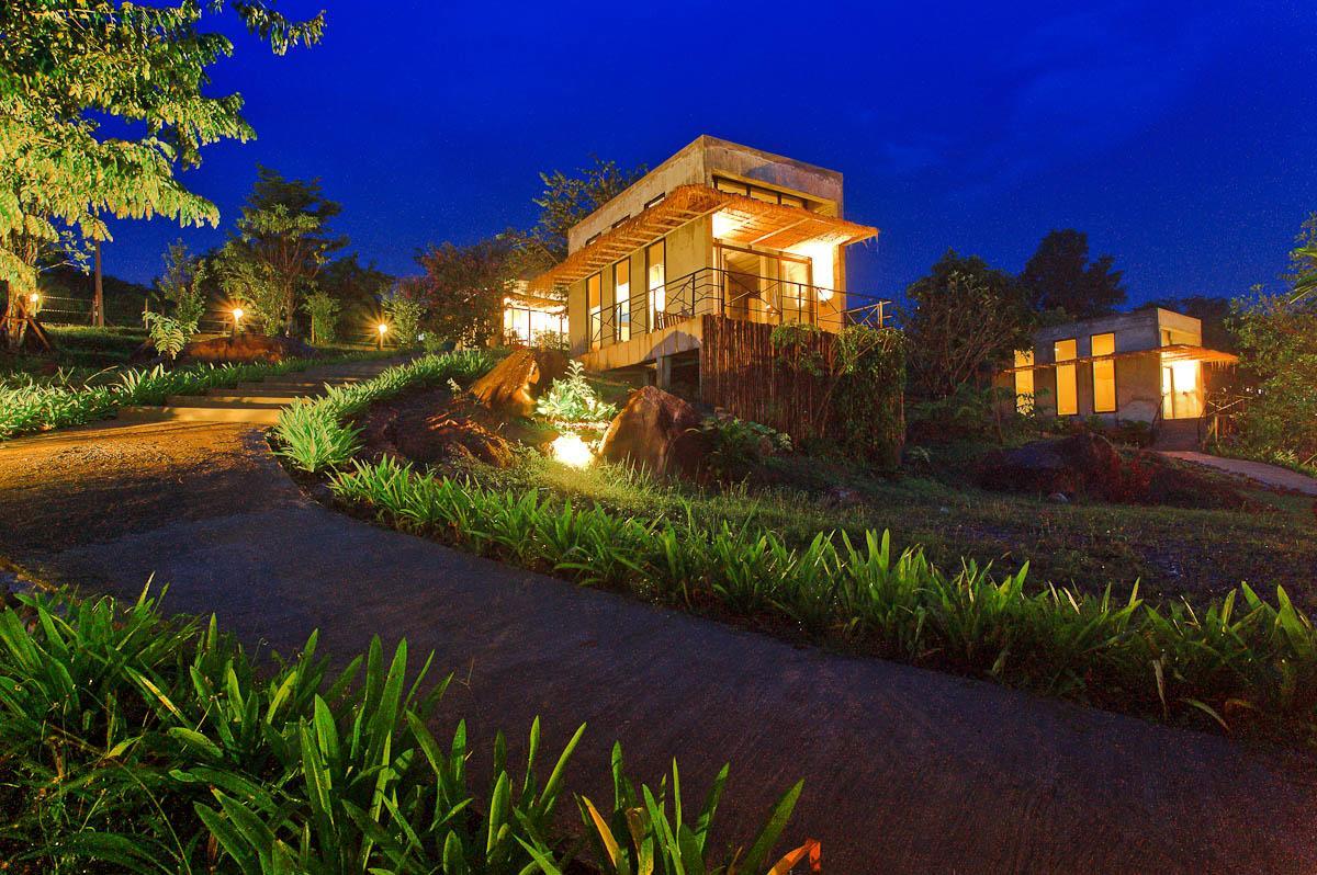 Twelve Oclock Resort Si Khio Exterior foto